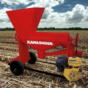 Desgranadora de maíz a gasolina en uso durante jornada de cosecha